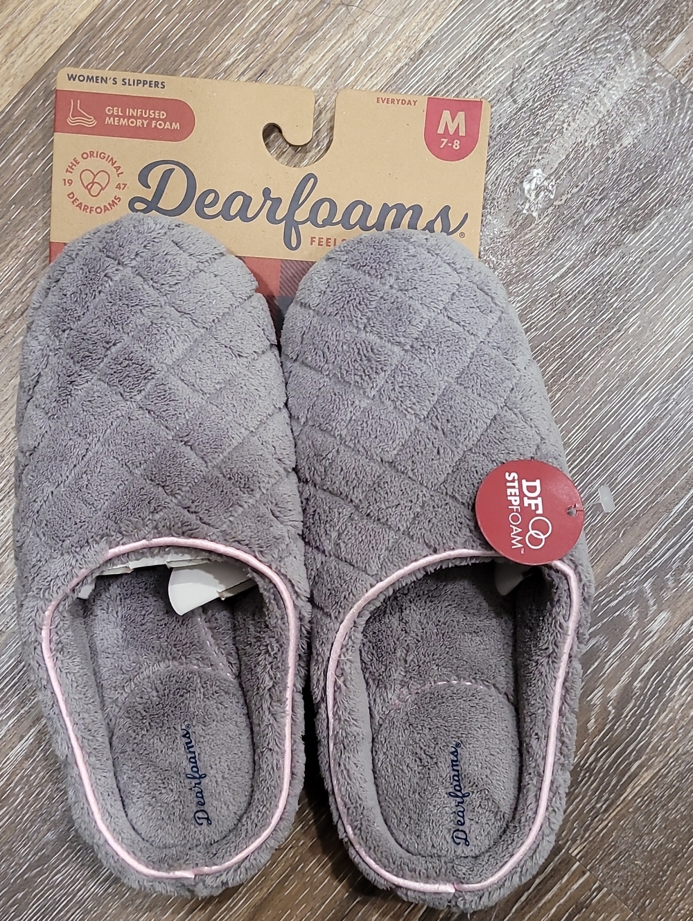 Dearfoams Memory Foam Slipoers NWT